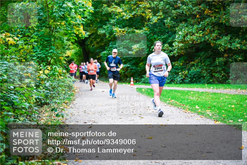12.10.2025 - Bramfelder Halbmarathon 2025 Dr. Thomas Lammeyer http://msf.ph/oto/9349006 12.10.2025 10:29:19 Laufen 2968, 612 meine-sportfotos.de