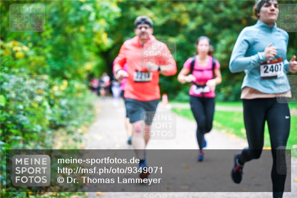 12.10.2025 - Bramfelder Halbmarathon 2025 Dr. Thomas Lammeyer http://msf.ph/oto/9349071 12.10.2025 10:29:32 Laufen 2407 meine-sportfotos.de