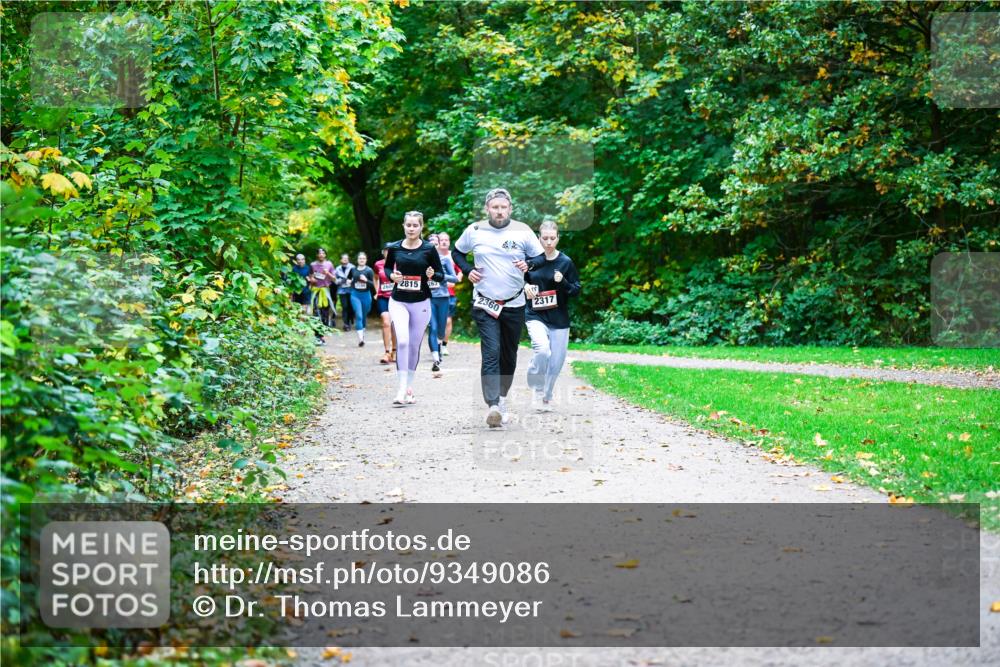 12.10.2025 - Bramfelder Halbmarathon 2025 Dr. Thomas Lammeyer http://msf.ph/oto/9349086 12.10.2025 10:29:36 Laufen 260, 2815, 63, 2360, 2317 meine-sportfotos.de
