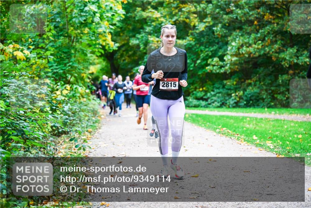 12.10.2025 - Bramfelder Halbmarathon 2025 Dr. Thomas Lammeyer http://msf.ph/oto/9349114 12.10.2025 10:29:40 Laufen 2815 meine-sportfotos.de