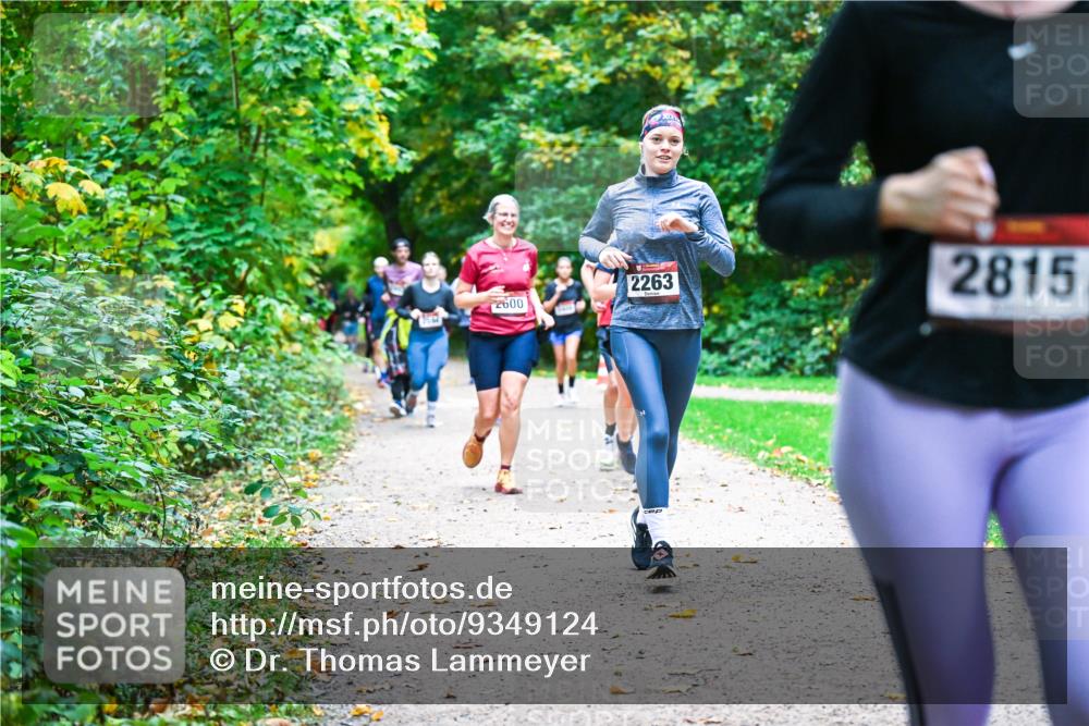 12.10.2025 - Bramfelder Halbmarathon 2025 Dr. Thomas Lammeyer http://msf.ph/oto/9349124 12.10.2025 10:29:42 Laufen 2263, 2600, 2815 meine-sportfotos.de