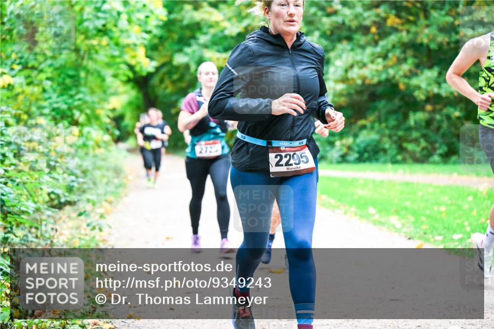 12.10.2025 - Bramfelder Halbmarathon 2025 Dr. Thomas Lammeyer http://msf.ph/oto/9349243 12.10.2025 10:30:04 Laufen 272, 2295 meine-sportfotos.de