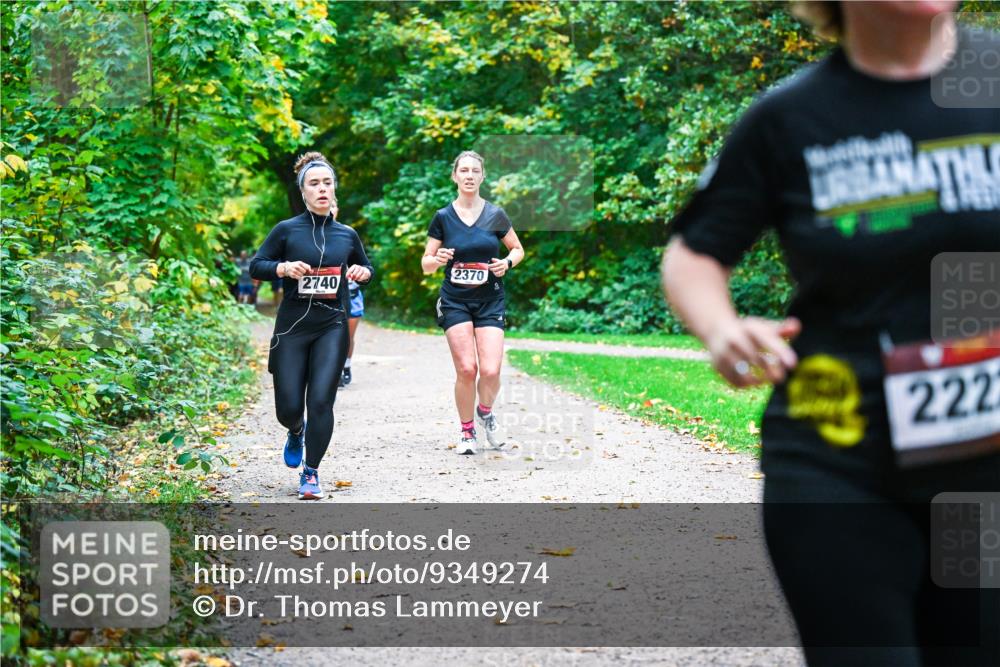 12.10.2025 - Bramfelder Halbmarathon 2025 Dr. Thomas Lammeyer http://msf.ph/oto/9349274 12.10.2025 10:30:10 Laufen 2370, 2740, 222 meine-sportfotos.de