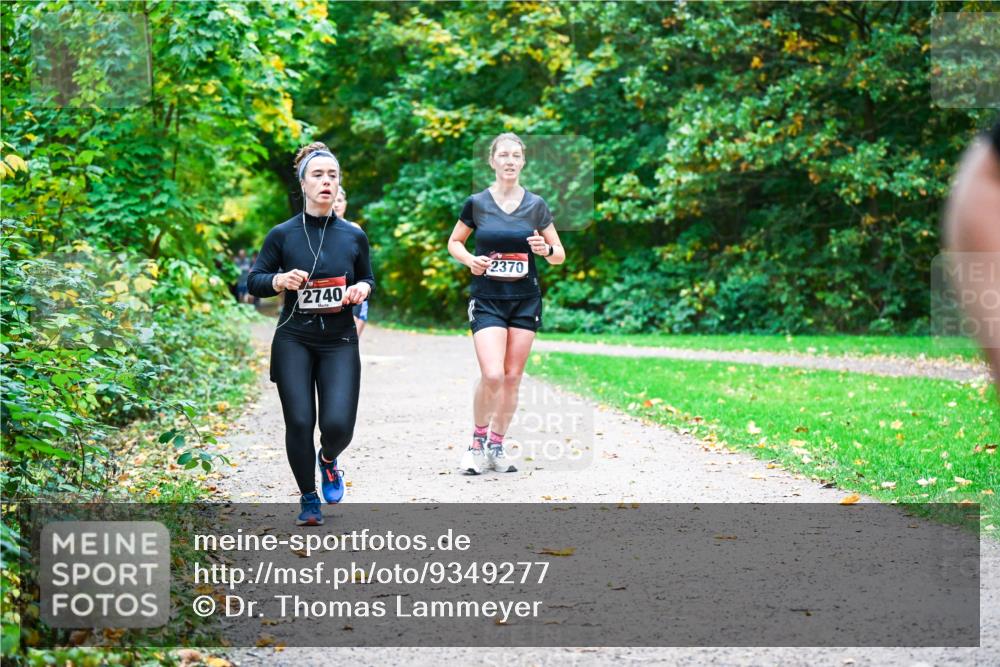12.10.2025 - Bramfelder Halbmarathon 2025 Dr. Thomas Lammeyer http://msf.ph/oto/9349277 12.10.2025 10:30:11 Laufen 2370, 2740 meine-sportfotos.de