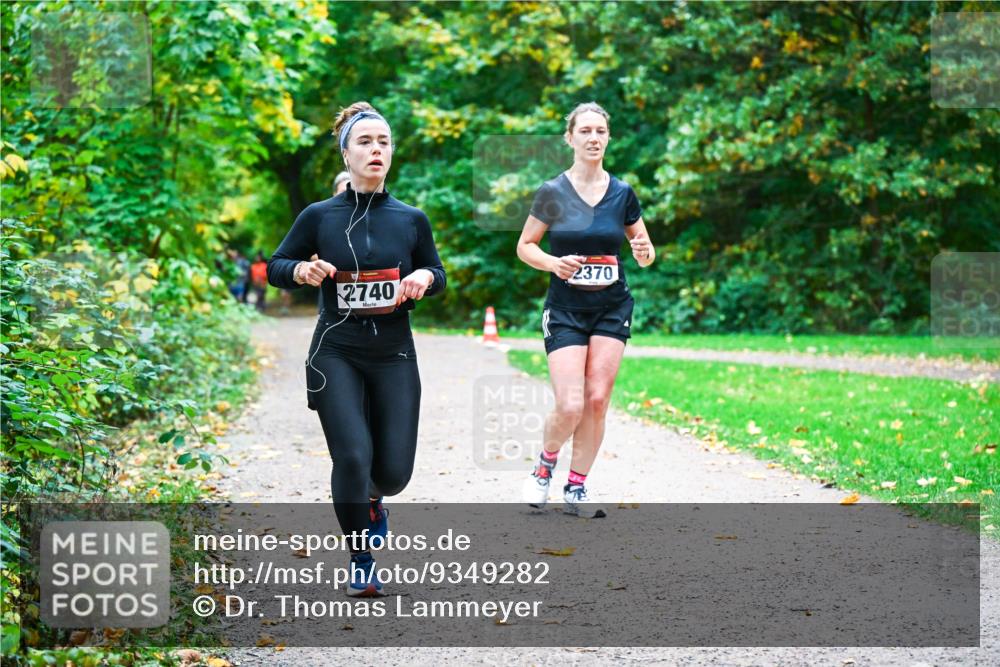 12.10.2025 - Bramfelder Halbmarathon 2025 Dr. Thomas Lammeyer http://msf.ph/oto/9349282 12.10.2025 10:30:11 Laufen 0, 2370, 2740 meine-sportfotos.de