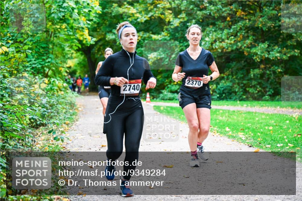 12.10.2025 - Bramfelder Halbmarathon 2025 Dr. Thomas Lammeyer http://msf.ph/oto/9349284 12.10.2025 10:30:12 Laufen 2740, 2370 meine-sportfotos.de