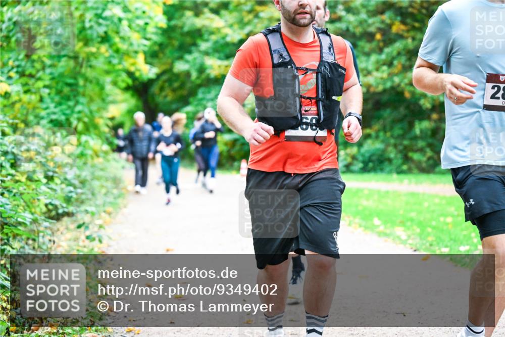 12.10.2025 - Bramfelder Halbmarathon 2025 Dr. Thomas Lammeyer http://msf.ph/oto/9349402 12.10.2025 10:30:40 Laufen 50, 28 meine-sportfotos.de