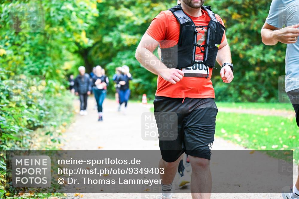 12.10.2025 - Bramfelder Halbmarathon 2025 Dr. Thomas Lammeyer http://msf.ph/oto/9349403 12.10.2025 10:30:41 Laufen  meine-sportfotos.de