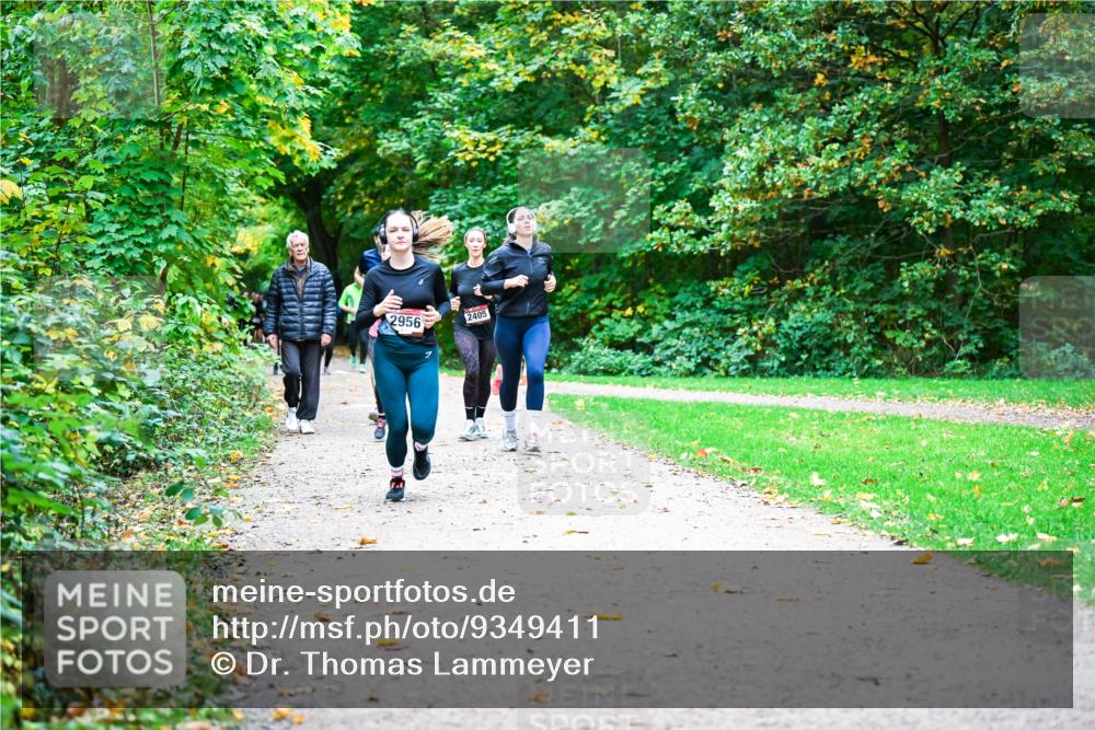 12.10.2025 - Bramfelder Halbmarathon 2025 Dr. Thomas Lammeyer http://msf.ph/oto/9349411 12.10.2025 10:30:43 Laufen 2956, 2405 meine-sportfotos.de
