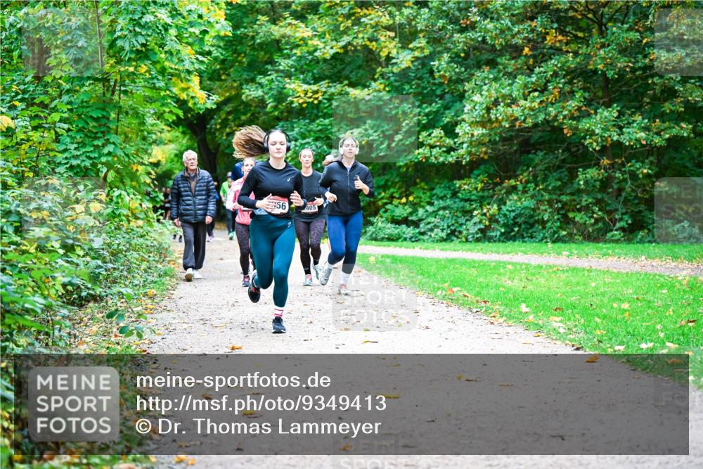 12.10.2025 - Bramfelder Halbmarathon 2025 Dr. Thomas Lammeyer http://msf.ph/oto/9349413 12.10.2025 10:30:43 Laufen 00, 56, 405 meine-sportfotos.de