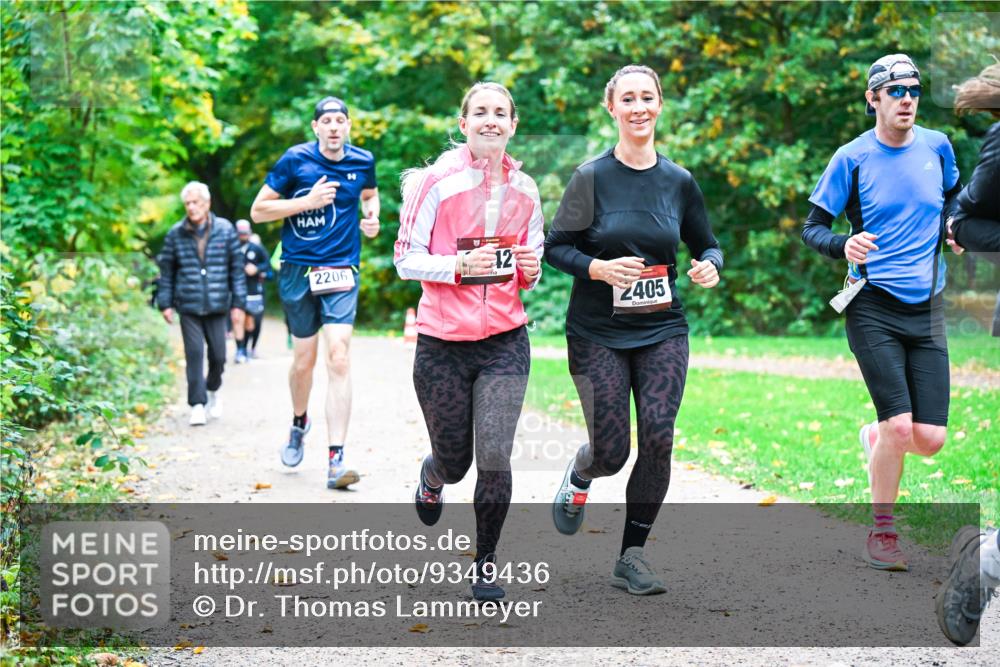 12.10.2025 - Bramfelder Halbmarathon 2025 Dr. Thomas Lammeyer http://msf.ph/oto/9349436 12.10.2025 10:30:47 Laufen 2206, 12, 2405 meine-sportfotos.de