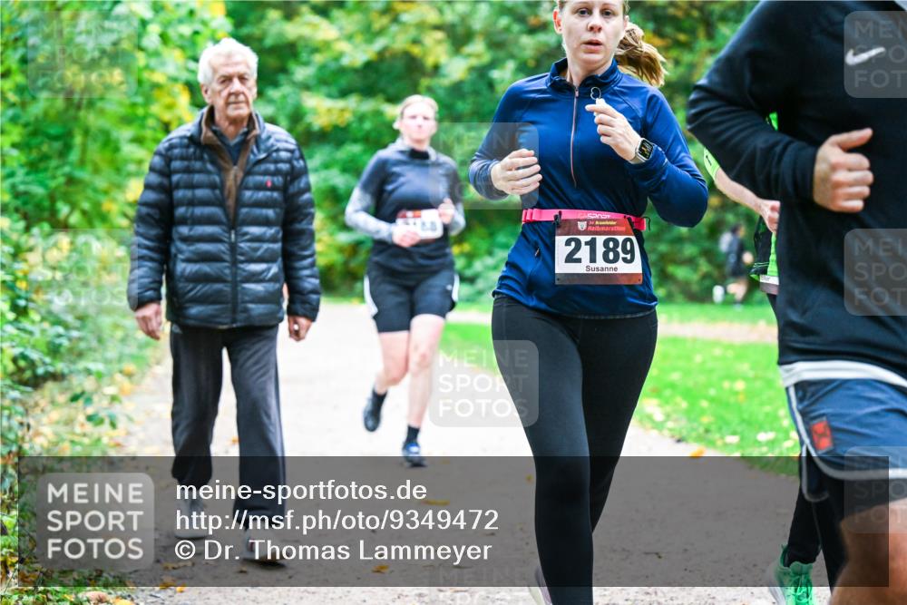 12.10.2025 - Bramfelder Halbmarathon 2025 Dr. Thomas Lammeyer http://msf.ph/oto/9349472 12.10.2025 10:30:55 Laufen 34, 2189 meine-sportfotos.de