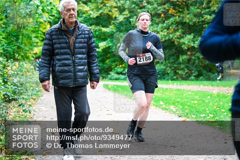 12.10.2025 - Bramfelder Halbmarathon 2025 Dr. Thomas Lammeyer http://msf.ph/oto/9349477 12.10.2025 10:30:56 Laufen 119, 2188 meine-sportfotos.de