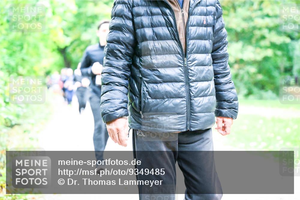 12.10.2025 - Bramfelder Halbmarathon 2025 Dr. Thomas Lammeyer http://msf.ph/oto/9349485 12.10.2025 10:30:59 Laufen  meine-sportfotos.de
