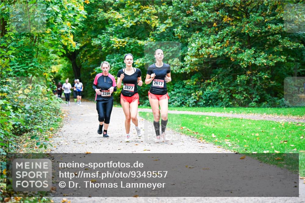 12.10.2025 - Bramfelder Halbmarathon 2025 Dr. Thomas Lammeyer http://msf.ph/oto/9349557 12.10.2025 10:31:13 Laufen 2286, 2827, 2617 meine-sportfotos.de