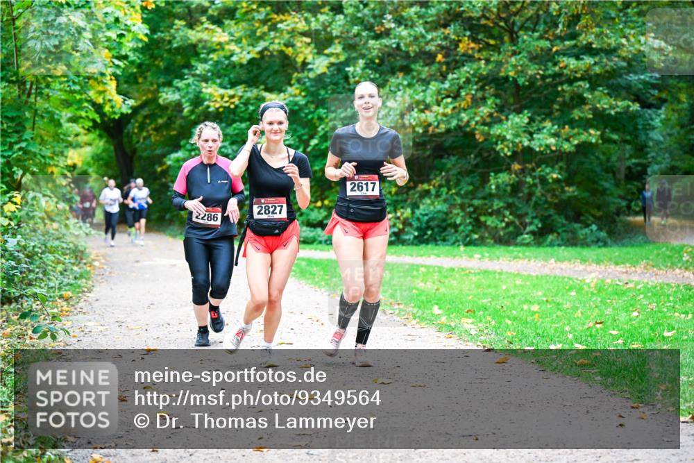 12.10.2025 - Bramfelder Halbmarathon 2025 Dr. Thomas Lammeyer http://msf.ph/oto/9349564 12.10.2025 10:31:14 Laufen 2286, 2827, 2617 meine-sportfotos.de