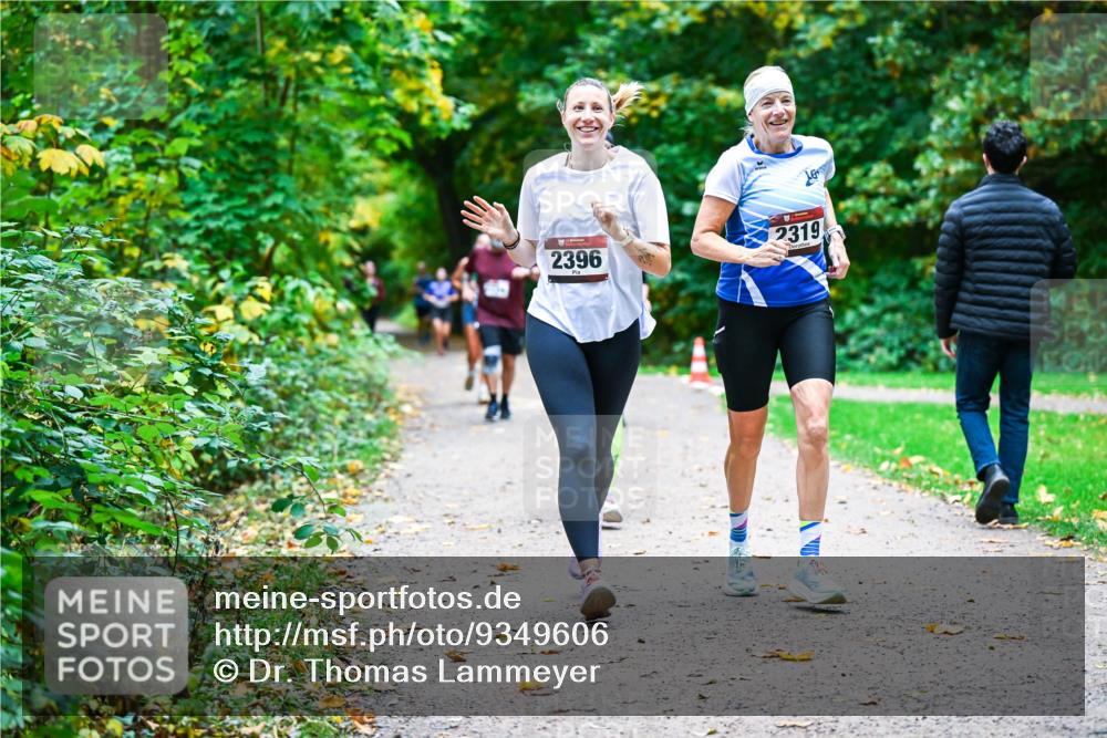 12.10.2025 - Bramfelder Halbmarathon 2025 Dr. Thomas Lammeyer http://msf.ph/oto/9349606 12.10.2025 10:31:24 Laufen 2396, 2319 meine-sportfotos.de