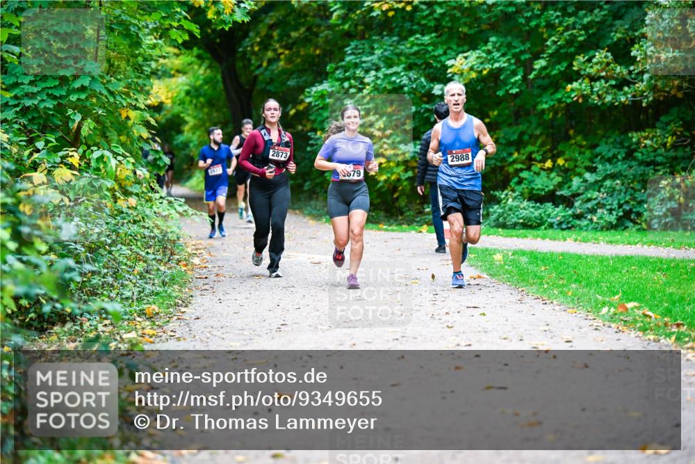 12.10.2025 - Bramfelder Halbmarathon 2025 Dr. Thomas Lammeyer http://msf.ph/oto/9349655 12.10.2025 10:31:34 Laufen 2873, 2988, 2937, 79 meine-sportfotos.de