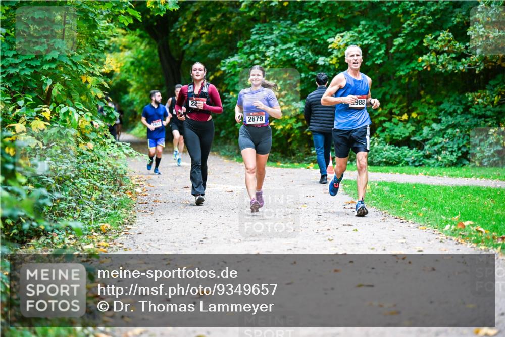 12.10.2025 - Bramfelder Halbmarathon 2025 Dr. Thomas Lammeyer http://msf.ph/oto/9349657 12.10.2025 10:31:34 Laufen 28, 2679, 988 meine-sportfotos.de
