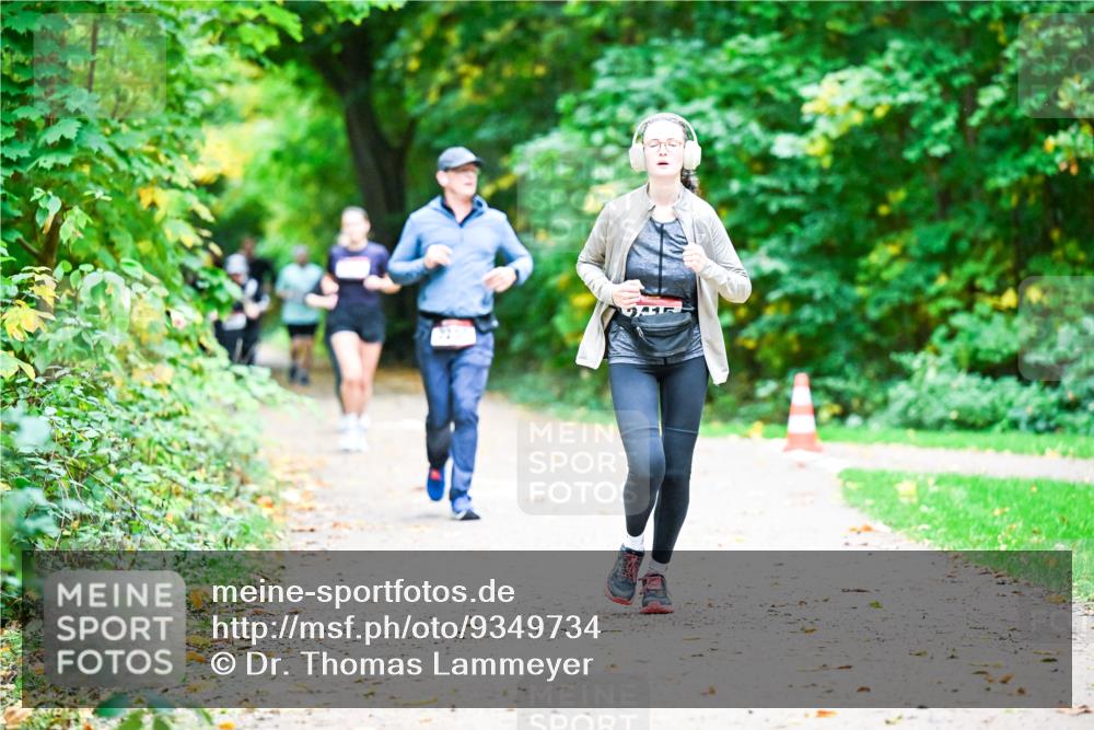 12.10.2025 - Bramfelder Halbmarathon 2025 Dr. Thomas Lammeyer http://msf.ph/oto/9349734 12.10.2025 10:31:49 Laufen  meine-sportfotos.de