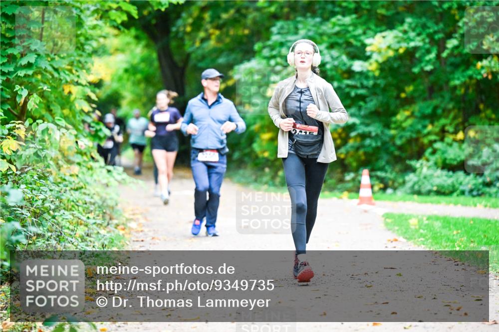 12.10.2025 - Bramfelder Halbmarathon 2025 Dr. Thomas Lammeyer http://msf.ph/oto/9349735 12.10.2025 10:31:49 Laufen  meine-sportfotos.de