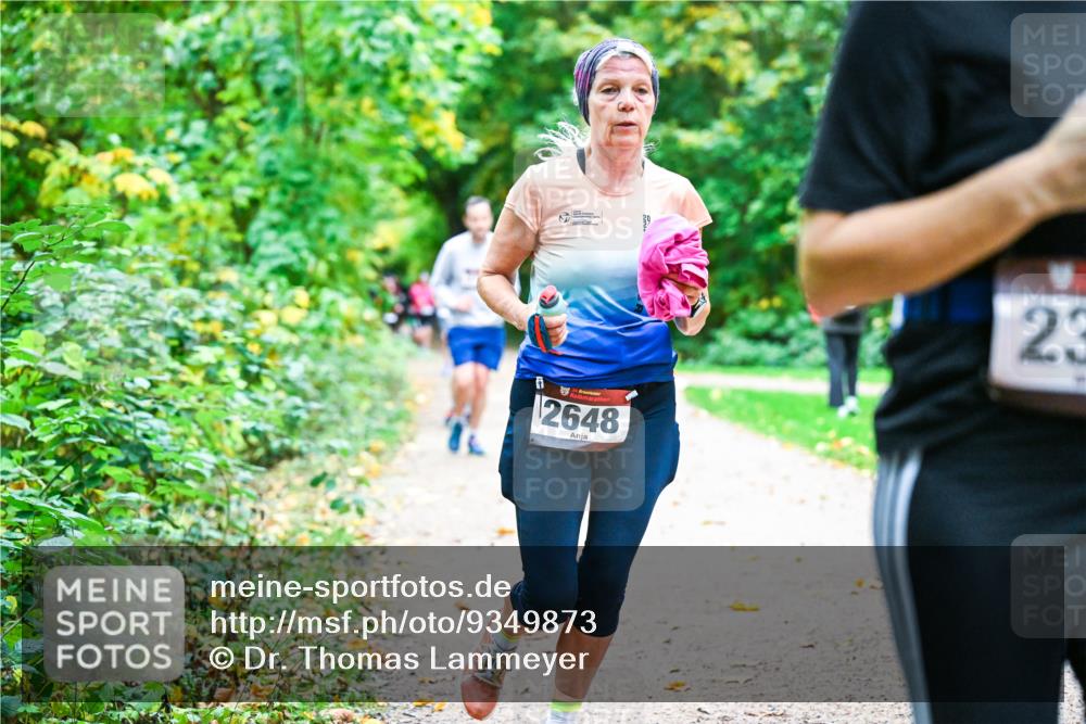 12.10.2025 - Bramfelder Halbmarathon 2025 Dr. Thomas Lammeyer http://msf.ph/oto/9349873 12.10.2025 10:32:14 Laufen 12648, 23 meine-sportfotos.de