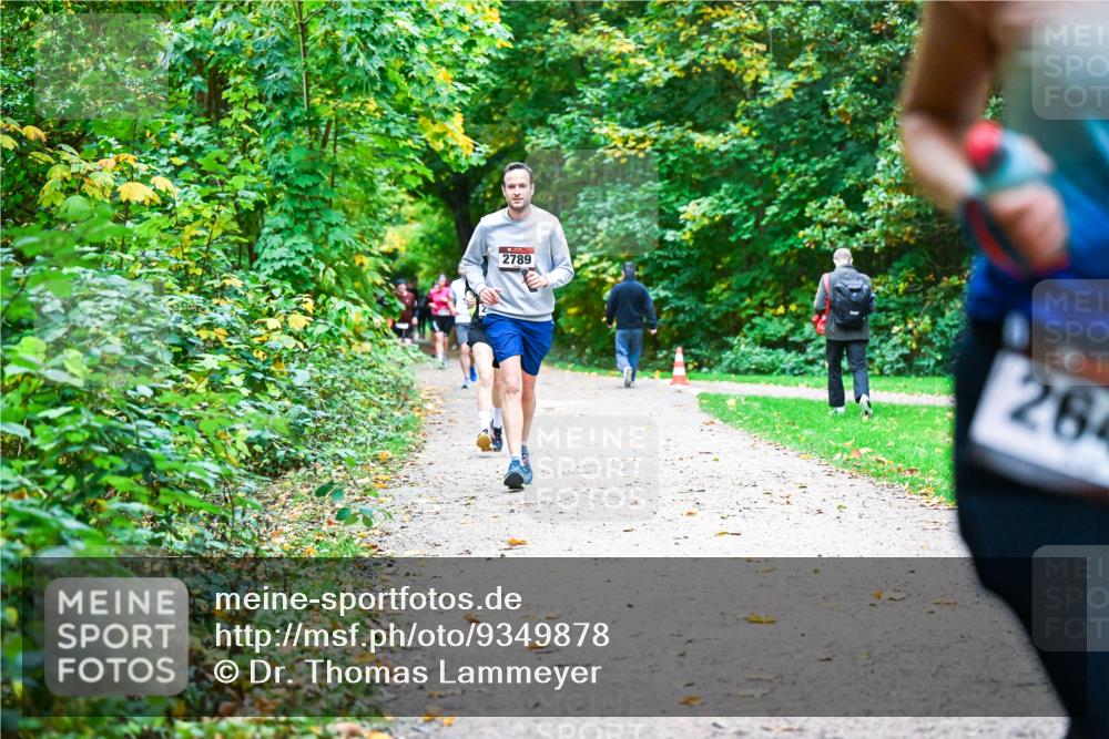 12.10.2025 - Bramfelder Halbmarathon 2025 Dr. Thomas Lammeyer http://msf.ph/oto/9349878 12.10.2025 10:32:15 Laufen 2789, 26 meine-sportfotos.de