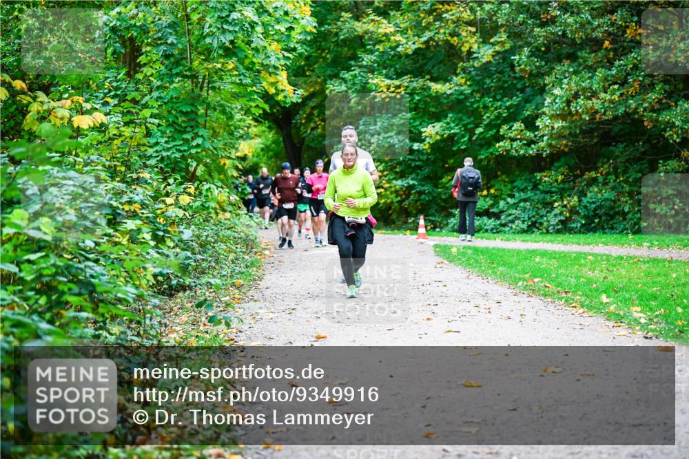 12.10.2025 - Bramfelder Halbmarathon 2025 Dr. Thomas Lammeyer http://msf.ph/oto/9349916 12.10.2025 10:32:21 Laufen  meine-sportfotos.de