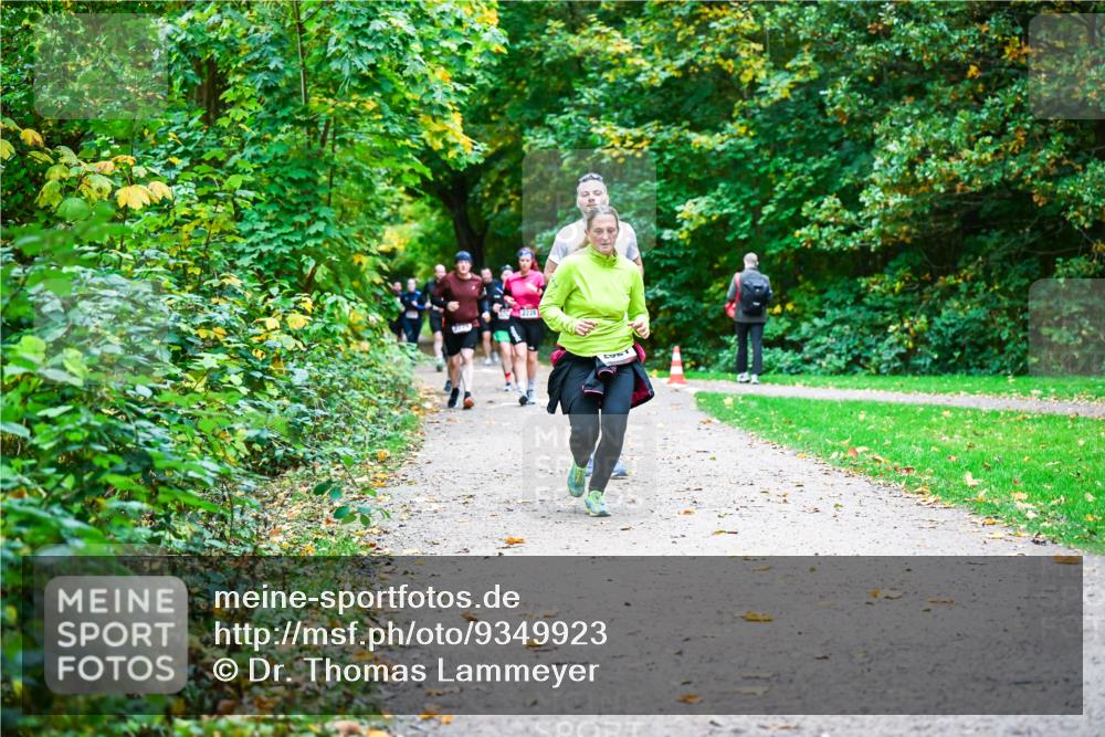 12.10.2025 - Bramfelder Halbmarathon 2025 Dr. Thomas Lammeyer http://msf.ph/oto/9349923 12.10.2025 10:32:22 Laufen  meine-sportfotos.de