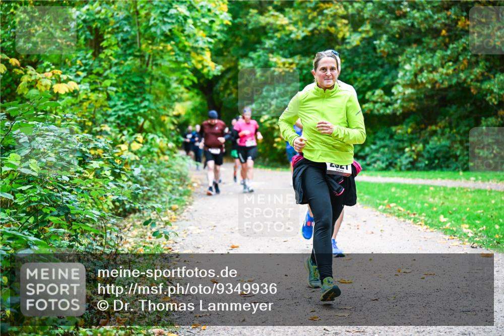 12.10.2025 - Bramfelder Halbmarathon 2025 Dr. Thomas Lammeyer http://msf.ph/oto/9349936 12.10.2025 10:32:24 Laufen  meine-sportfotos.de