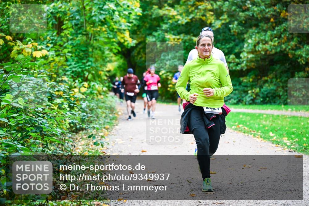12.10.2025 - Bramfelder Halbmarathon 2025 Dr. Thomas Lammeyer http://msf.ph/oto/9349937 12.10.2025 10:32:24 Laufen  meine-sportfotos.de