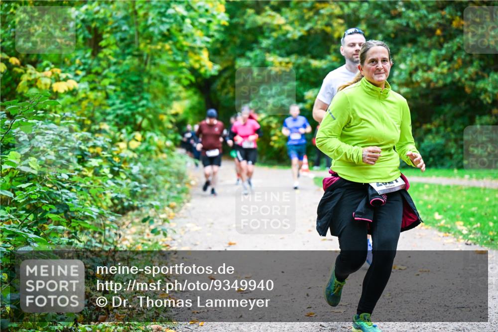 12.10.2025 - Bramfelder Halbmarathon 2025 Dr. Thomas Lammeyer http://msf.ph/oto/9349940 12.10.2025 10:32:24 Laufen  meine-sportfotos.de