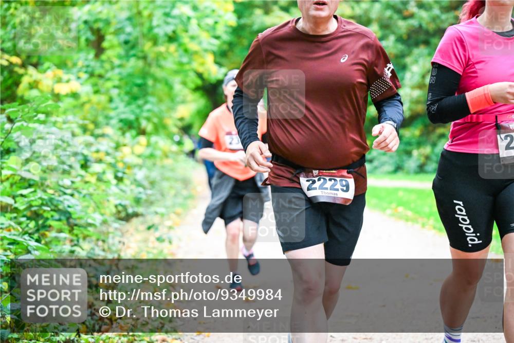 12.10.2025 - Bramfelder Halbmarathon 2025 Dr. Thomas Lammeyer http://msf.ph/oto/9349984 12.10.2025 10:32:31 Laufen 2229, 2 meine-sportfotos.de