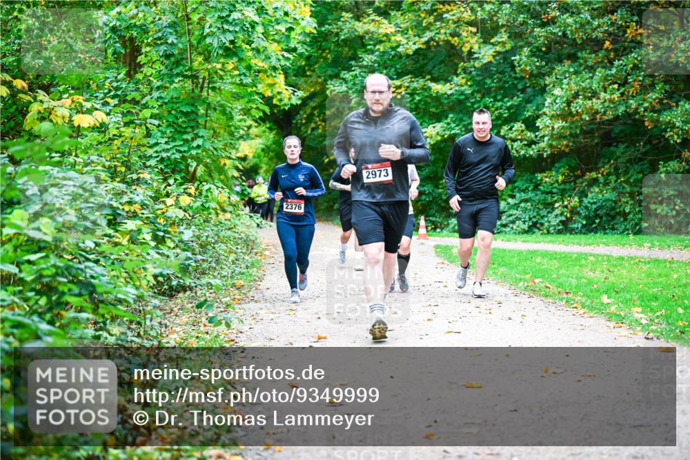 12.10.2025 - Bramfelder Halbmarathon 2025 Dr. Thomas Lammeyer http://msf.ph/oto/9349999 12.10.2025 10:32:34 Laufen 2376, 2973 meine-sportfotos.de