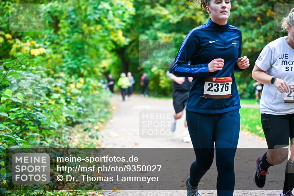 12.10.2025 - Bramfelder Halbmarathon 2025 Dr. Thomas Lammeyer http://msf.ph/oto/9350027 12.10.2025 10:32:38 Laufen 2376, 27 meine-sportfotos.de