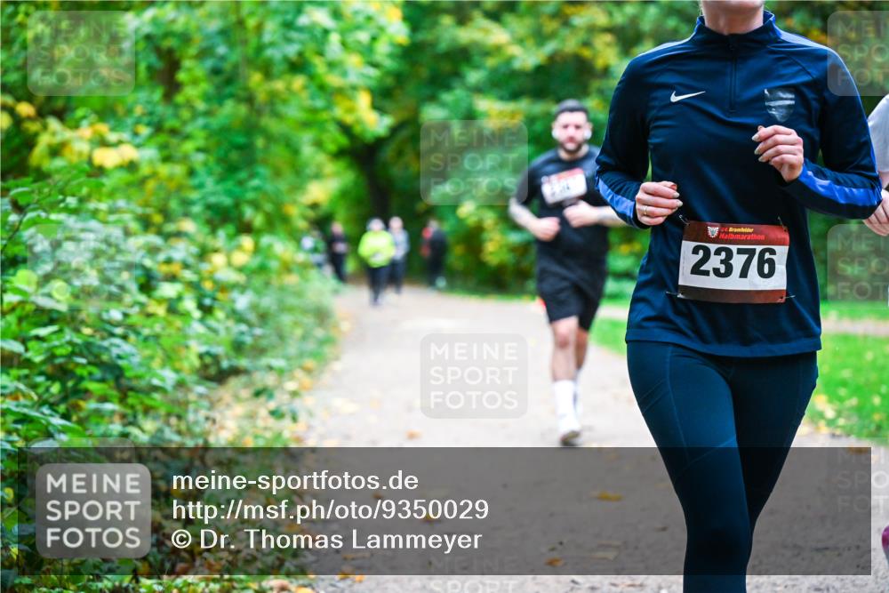 12.10.2025 - Bramfelder Halbmarathon 2025 Dr. Thomas Lammeyer http://msf.ph/oto/9350029 12.10.2025 10:32:38 Laufen 4, 2376 meine-sportfotos.de