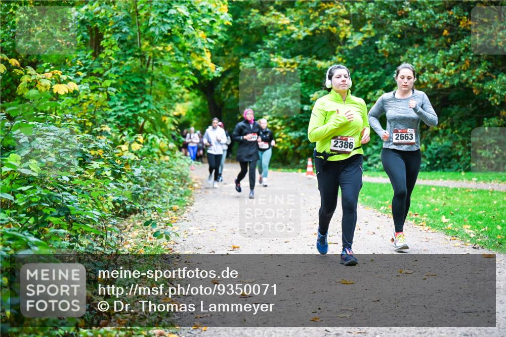 12.10.2025 - Bramfelder Halbmarathon 2025 Dr. Thomas Lammeyer http://msf.ph/oto/9350071 12.10.2025 10:32:48 Laufen 2663, 2386 meine-sportfotos.de