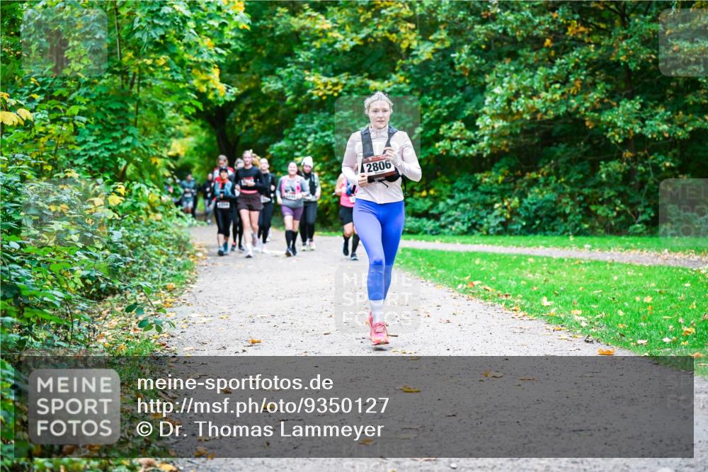 12.10.2025 - Bramfelder Halbmarathon 2025 Dr. Thomas Lammeyer http://msf.ph/oto/9350127 12.10.2025 10:33:00 Laufen 2806 meine-sportfotos.de