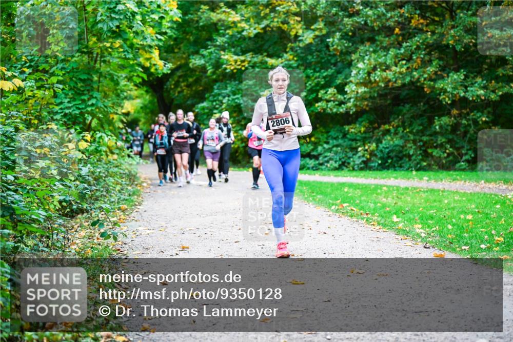 12.10.2025 - Bramfelder Halbmarathon 2025 Dr. Thomas Lammeyer http://msf.ph/oto/9350128 12.10.2025 10:33:00 Laufen 2806 meine-sportfotos.de