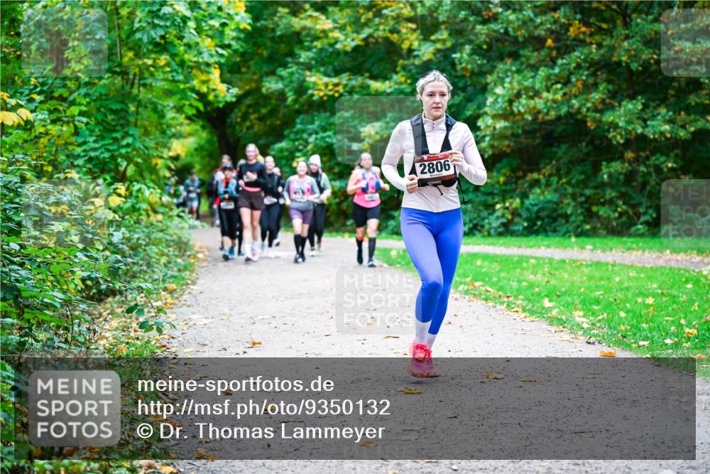 12.10.2025 - Bramfelder Halbmarathon 2025 Dr. Thomas Lammeyer http://msf.ph/oto/9350132 12.10.2025 10:33:01 Laufen 2806 meine-sportfotos.de
