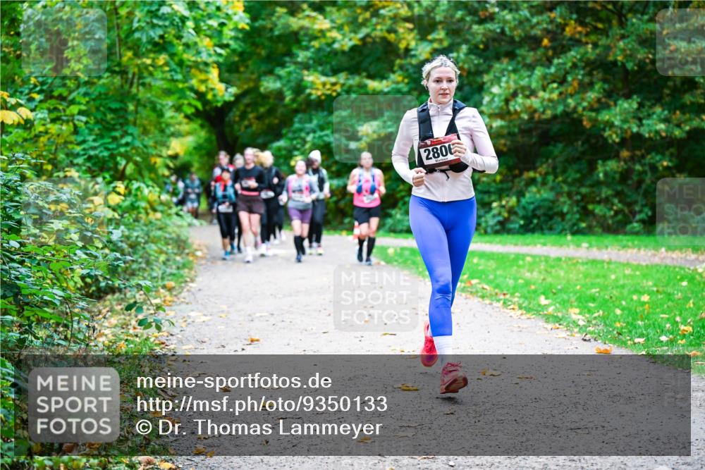 12.10.2025 - Bramfelder Halbmarathon 2025 Dr. Thomas Lammeyer http://msf.ph/oto/9350133 12.10.2025 10:33:01 Laufen 2800 meine-sportfotos.de