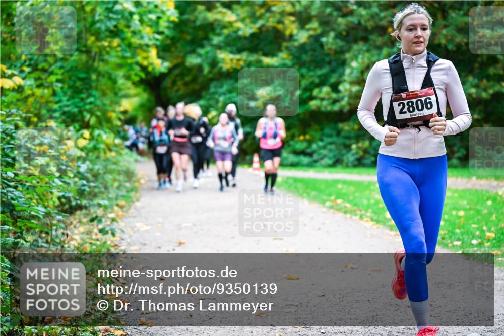 12.10.2025 - Bramfelder Halbmarathon 2025 Dr. Thomas Lammeyer http://msf.ph/oto/9350139 12.10.2025 10:33:02 Laufen 2806 meine-sportfotos.de