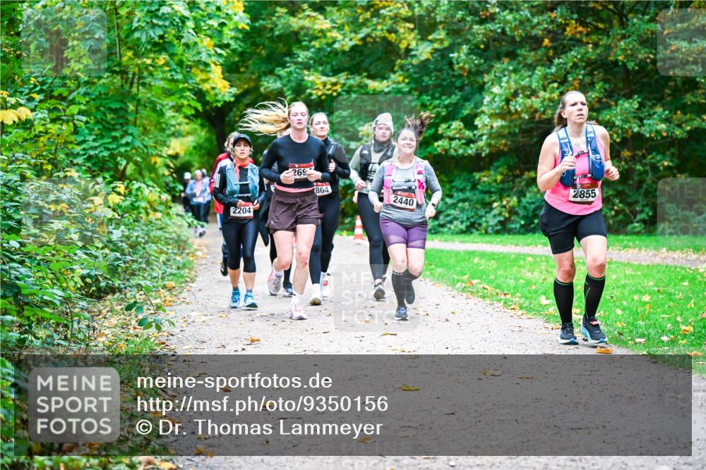 12.10.2025 - Bramfelder Halbmarathon 2025 Dr. Thomas Lammeyer http://msf.ph/oto/9350156 12.10.2025 10:33:05 Laufen 2204, 269, 804, 2855, 2440 meine-sportfotos.de