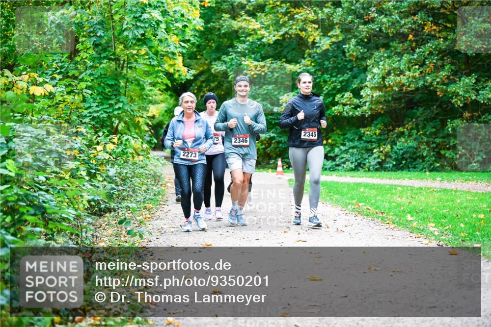 12.10.2025 - Bramfelder Halbmarathon 2025 Dr. Thomas Lammeyer http://msf.ph/oto/9350201 12.10.2025 10:33:15 Laufen 2273, 75, 2345, 2346 meine-sportfotos.de
