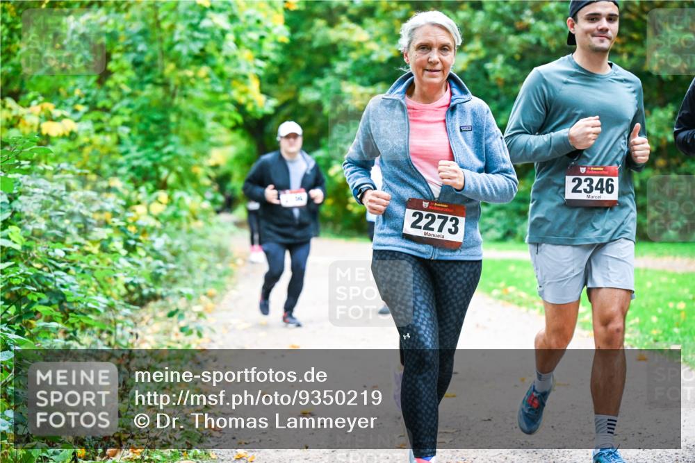 12.10.2025 - Bramfelder Halbmarathon 2025 Dr. Thomas Lammeyer http://msf.ph/oto/9350219 12.10.2025 10:33:18 Laufen 34, 2273, 2346 meine-sportfotos.de