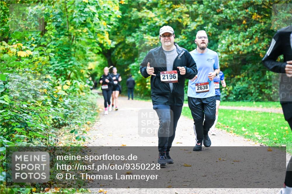12.10.2025 - Bramfelder Halbmarathon 2025 Dr. Thomas Lammeyer http://msf.ph/oto/9350228 12.10.2025 10:33:19 Laufen 95, 2196, 2638, 93 meine-sportfotos.de