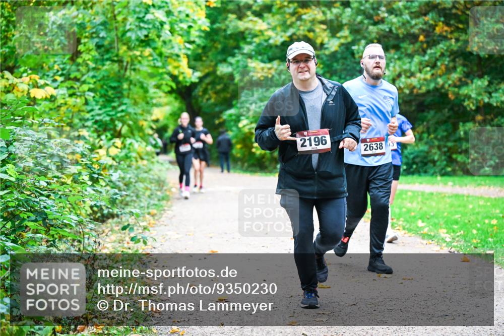 12.10.2025 - Bramfelder Halbmarathon 2025 Dr. Thomas Lammeyer http://msf.ph/oto/9350230 12.10.2025 10:33:20 Laufen 2196, 2638, 3 meine-sportfotos.de