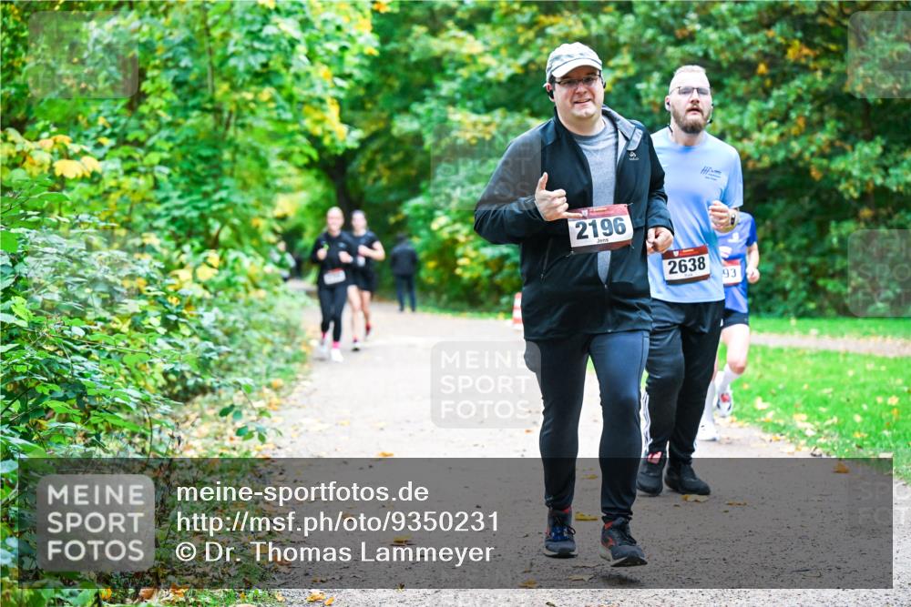 12.10.2025 - Bramfelder Halbmarathon 2025 Dr. Thomas Lammeyer http://msf.ph/oto/9350231 12.10.2025 10:33:20 Laufen 2196, 2638, 93 meine-sportfotos.de