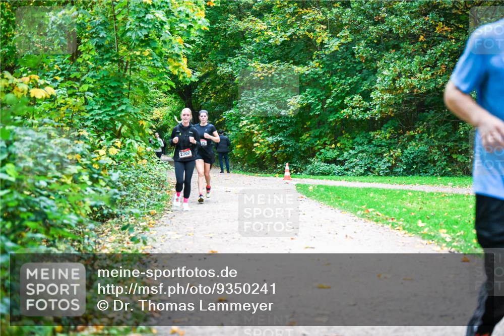 12.10.2025 - Bramfelder Halbmarathon 2025 Dr. Thomas Lammeyer http://msf.ph/oto/9350241 12.10.2025 10:33:21 Laufen 2702, 25 meine-sportfotos.de