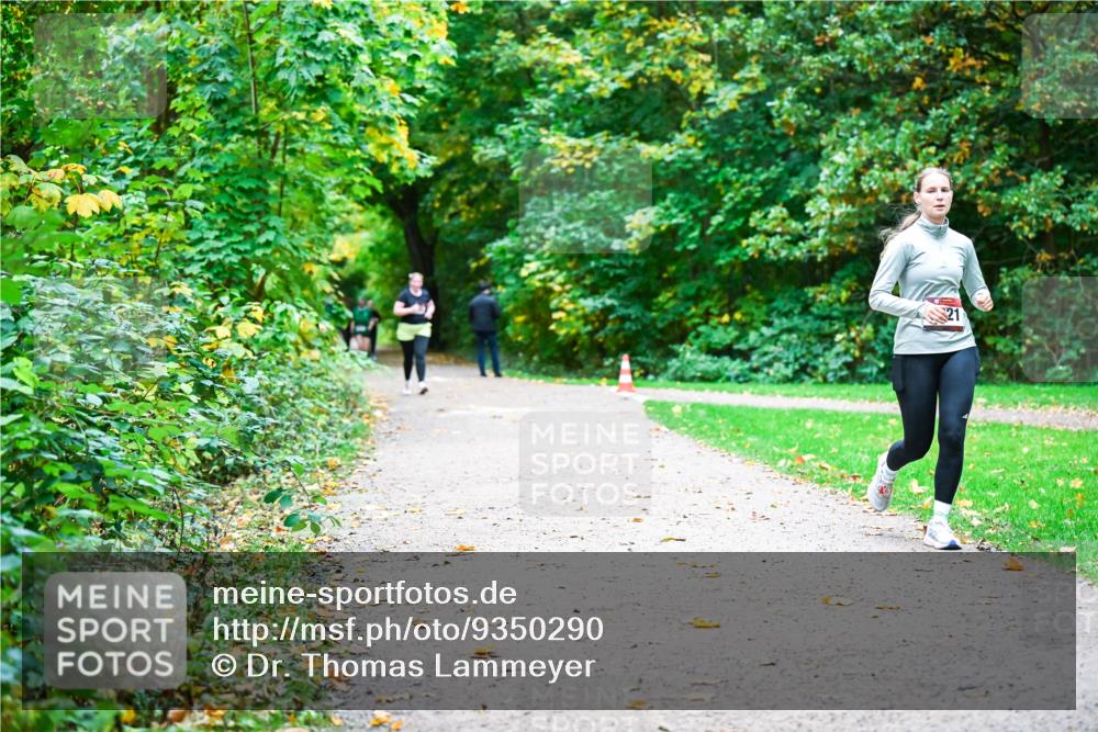 12.10.2025 - Bramfelder Halbmarathon 2025 Dr. Thomas Lammeyer http://msf.ph/oto/9350290 12.10.2025 10:33:36 Laufen  meine-sportfotos.de
